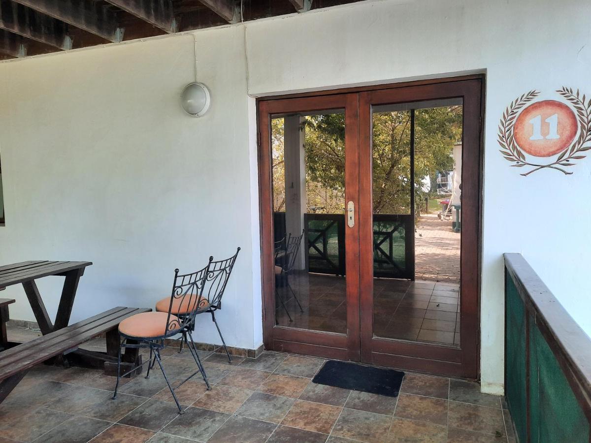 Alpine Inn George Ngoại thất bức ảnh