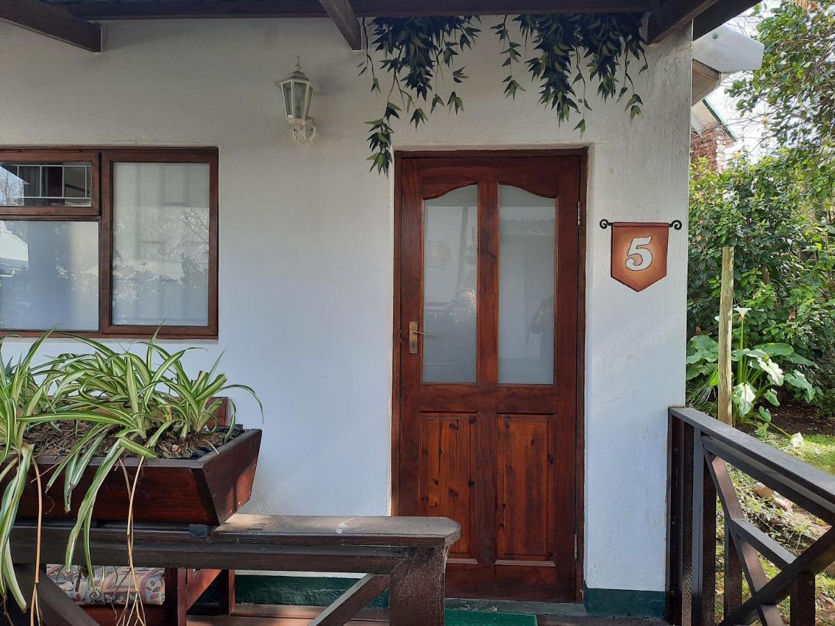 Alpine Inn George Ngoại thất bức ảnh