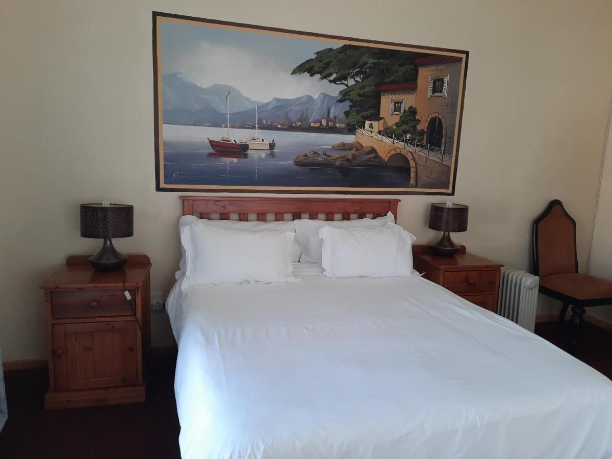 Alpine Inn George Ngoại thất bức ảnh