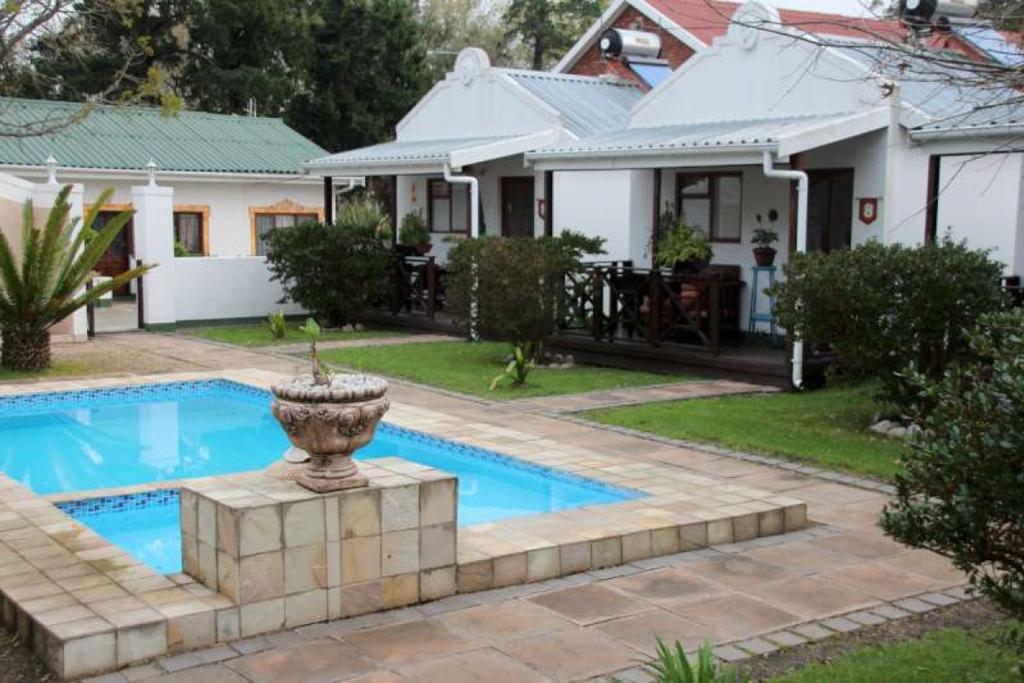 Alpine Inn George Ngoại thất bức ảnh
