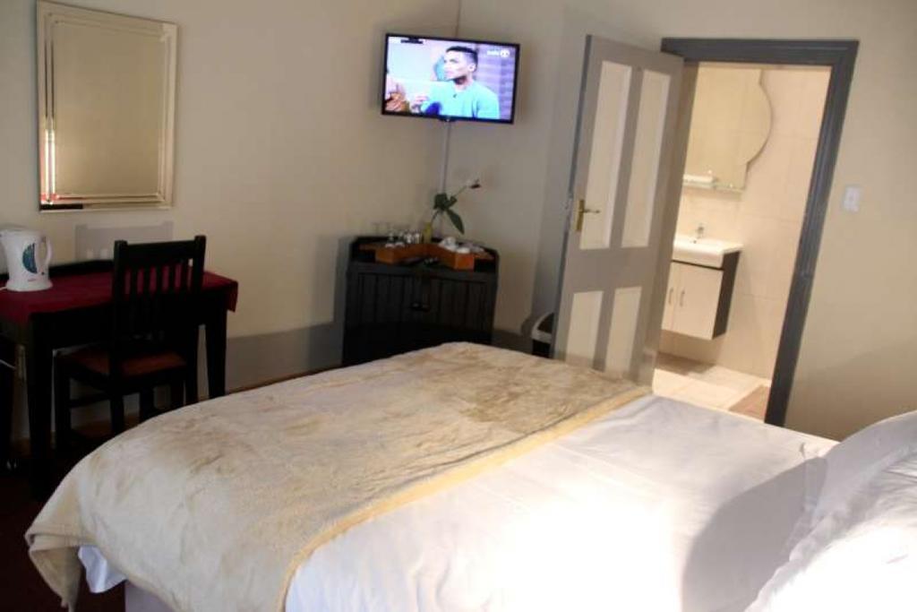 Alpine Inn George Ngoại thất bức ảnh