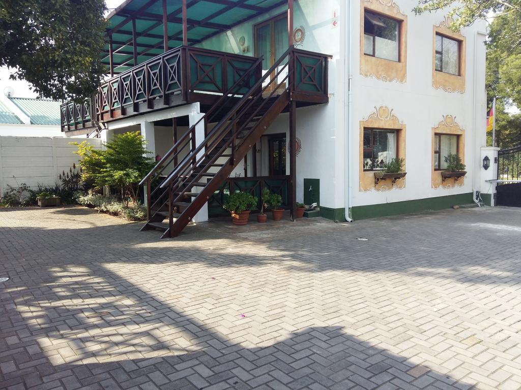 Alpine Inn George Ngoại thất bức ảnh