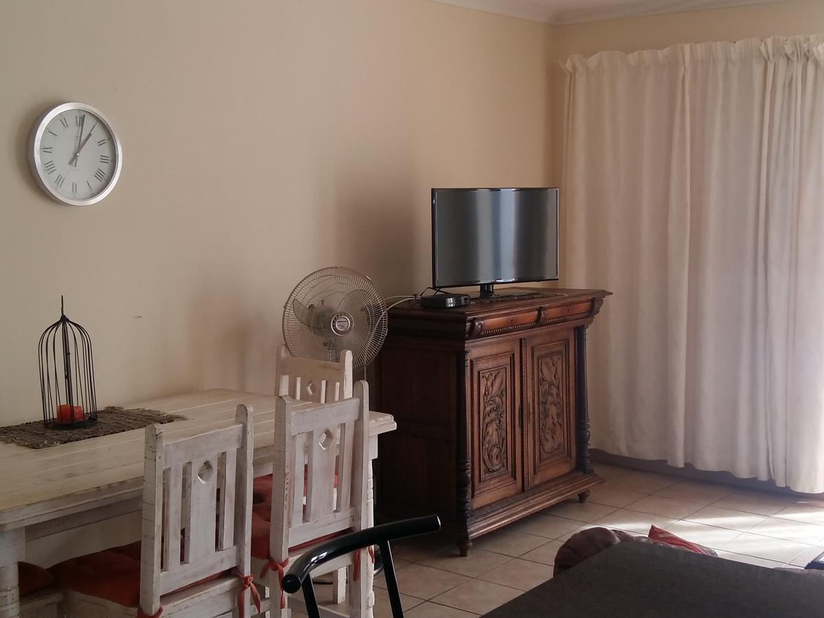 Alpine Inn George Ngoại thất bức ảnh