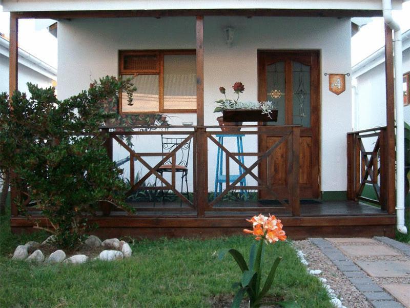 Alpine Inn George Ngoại thất bức ảnh