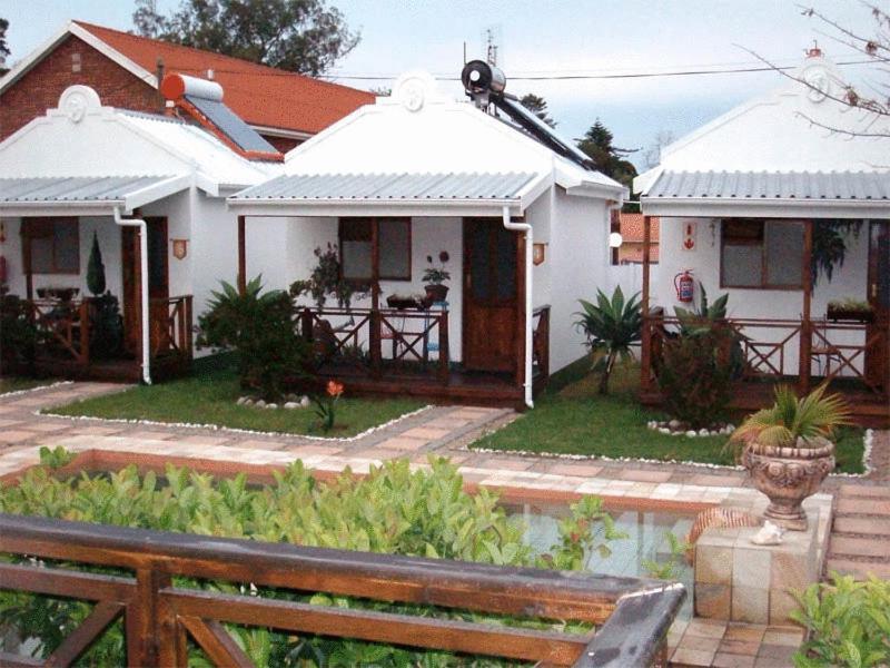 Alpine Inn George Ngoại thất bức ảnh